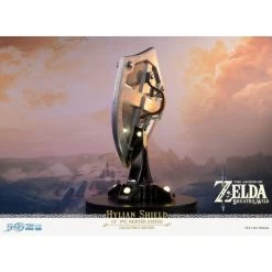 Legend Of Zelda: Breath Of The Wild - Hylian Shield - Collectors Edition With Led Stand [Nintendo] -Anime Heroes Tienda legend of zelda breath of the wild hylian shield standard edition ver nintendo 1 32